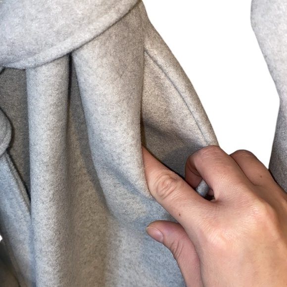 NWT Yu Hong Fashion Gray Belted Coat, Size XL - Picture 7 of 9